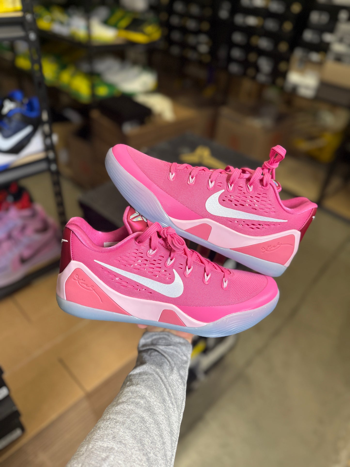 Kobe 9 Kay Yow (9.5)