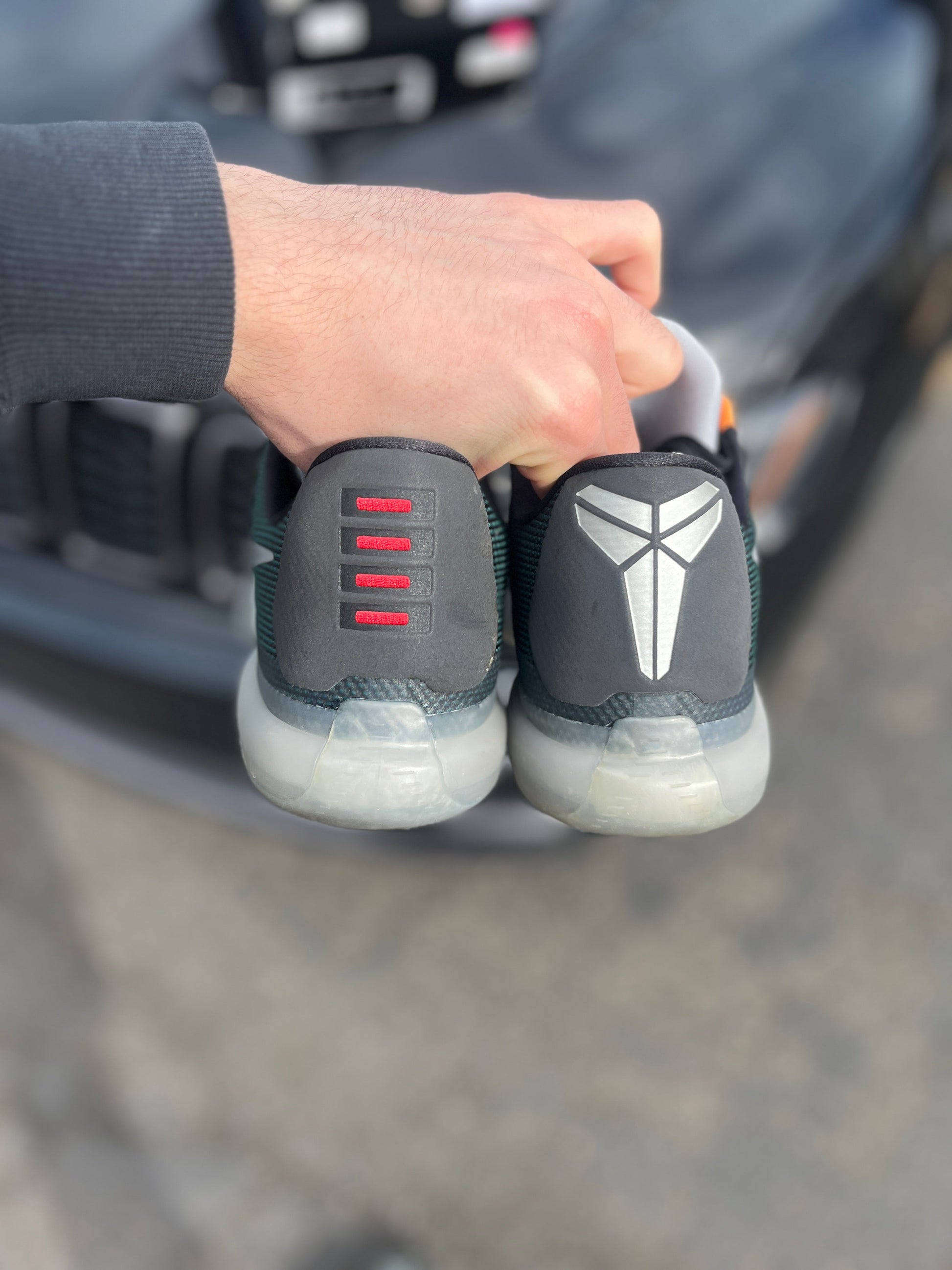 Flight 10s (size 11)