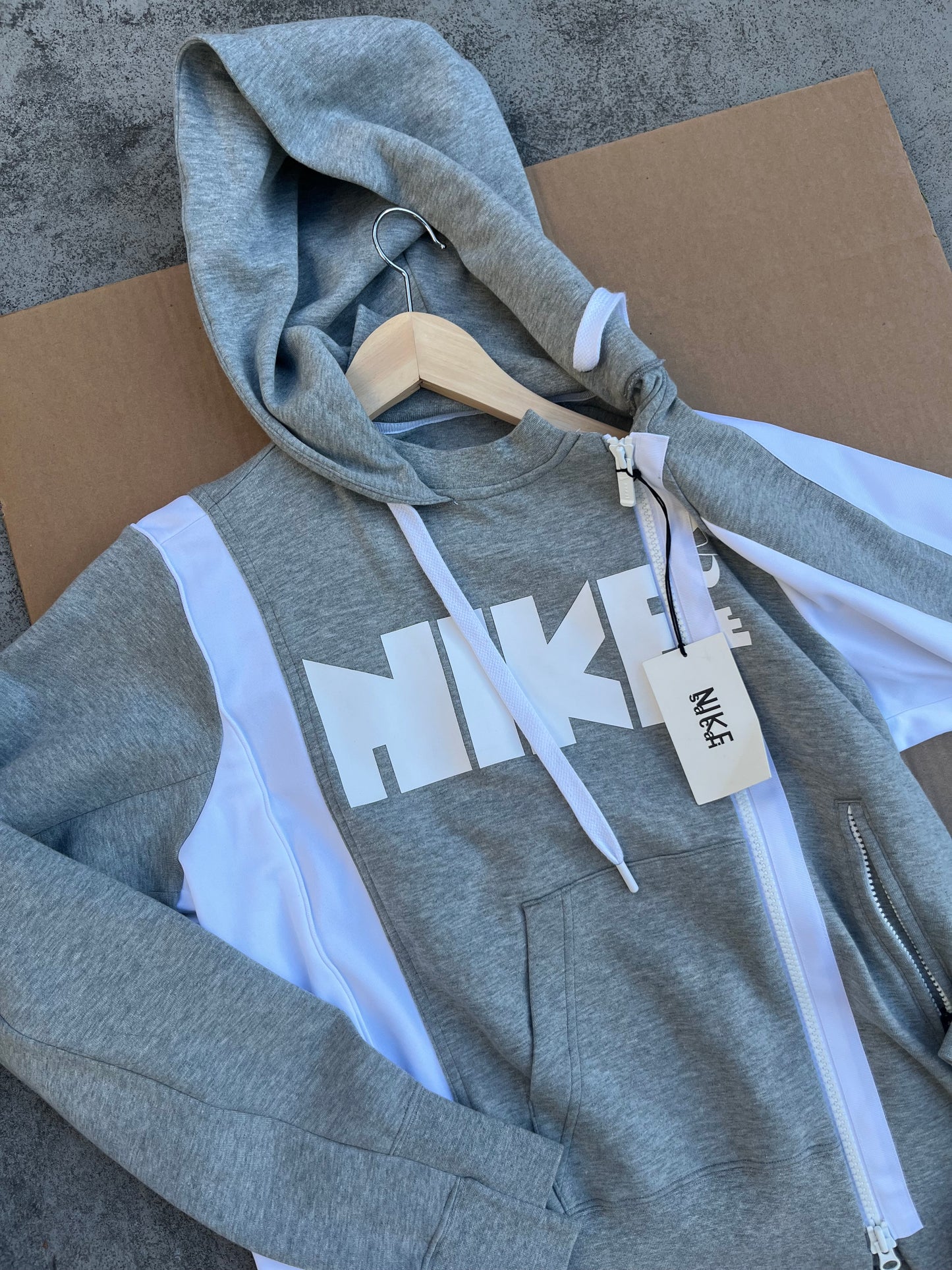 Sacai hoodie (S)