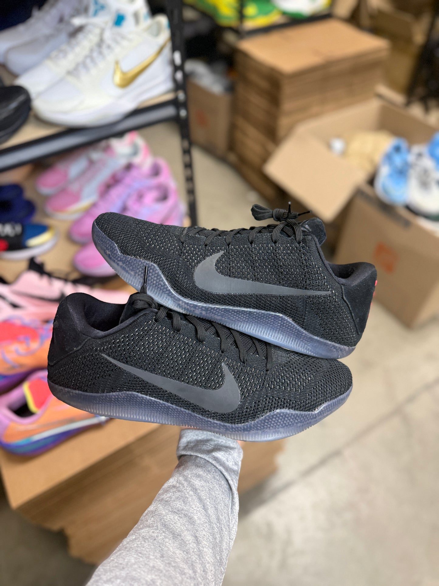 Kobe 11 Black Space (13)