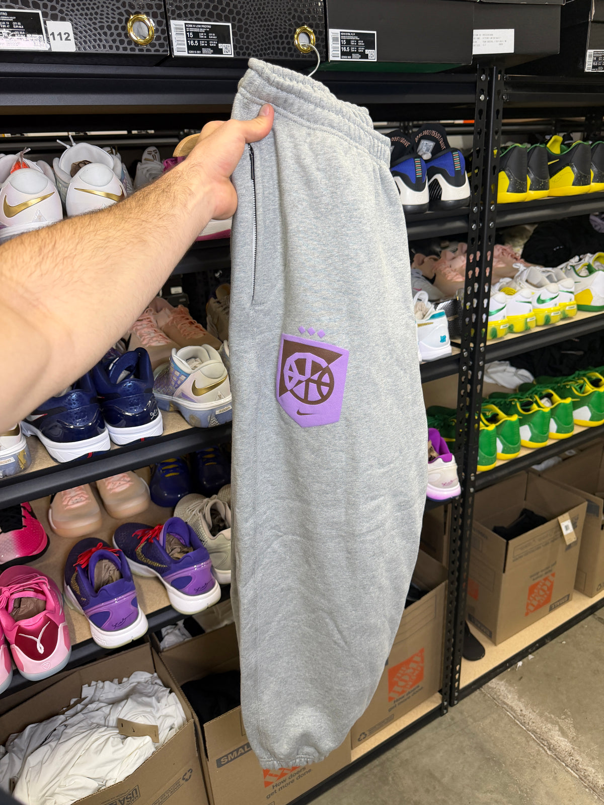 Eybl Academy sweats (XL)