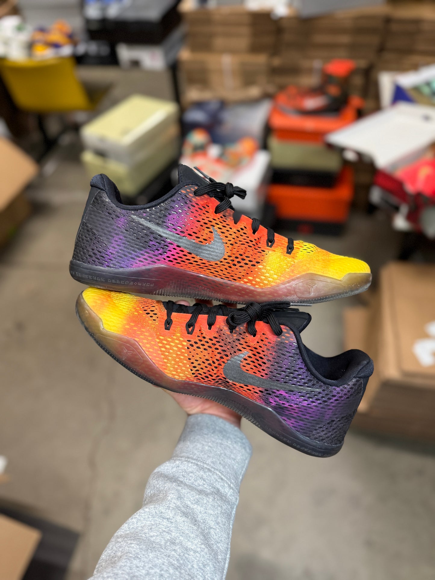 Kobe 11 Sunset (11.5)