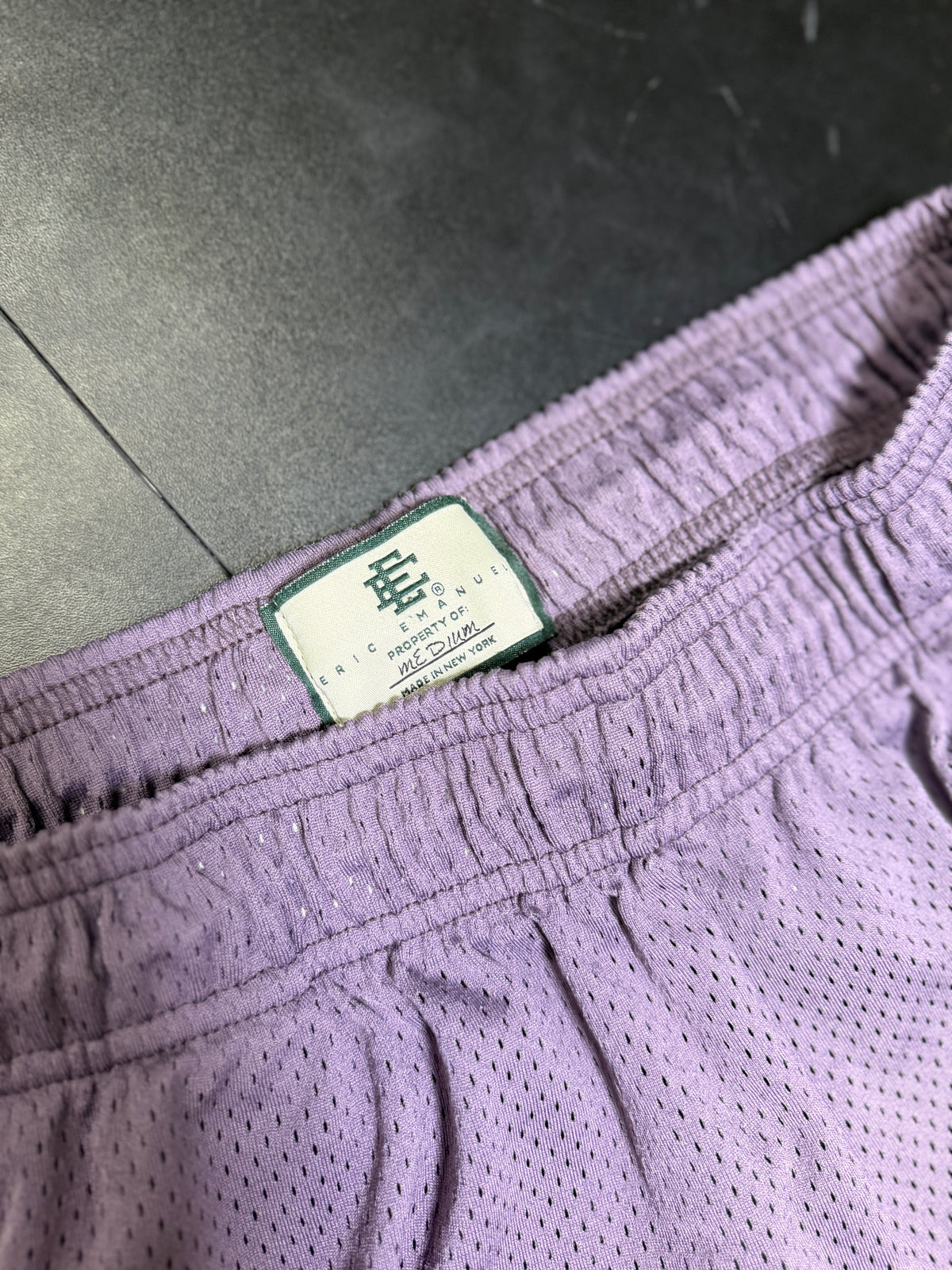 EE shorts (M)