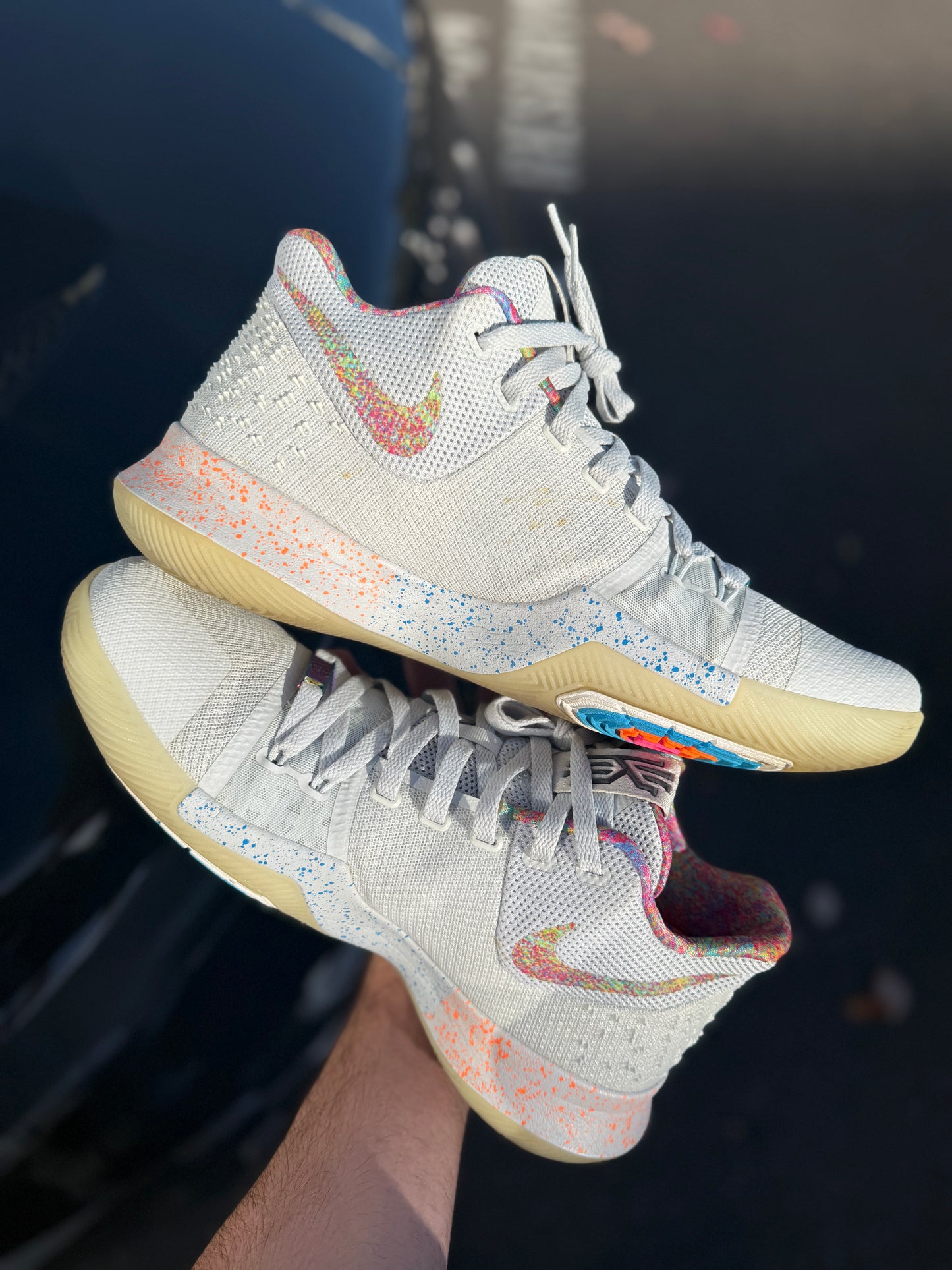 Kyrie Eybl (size 12)