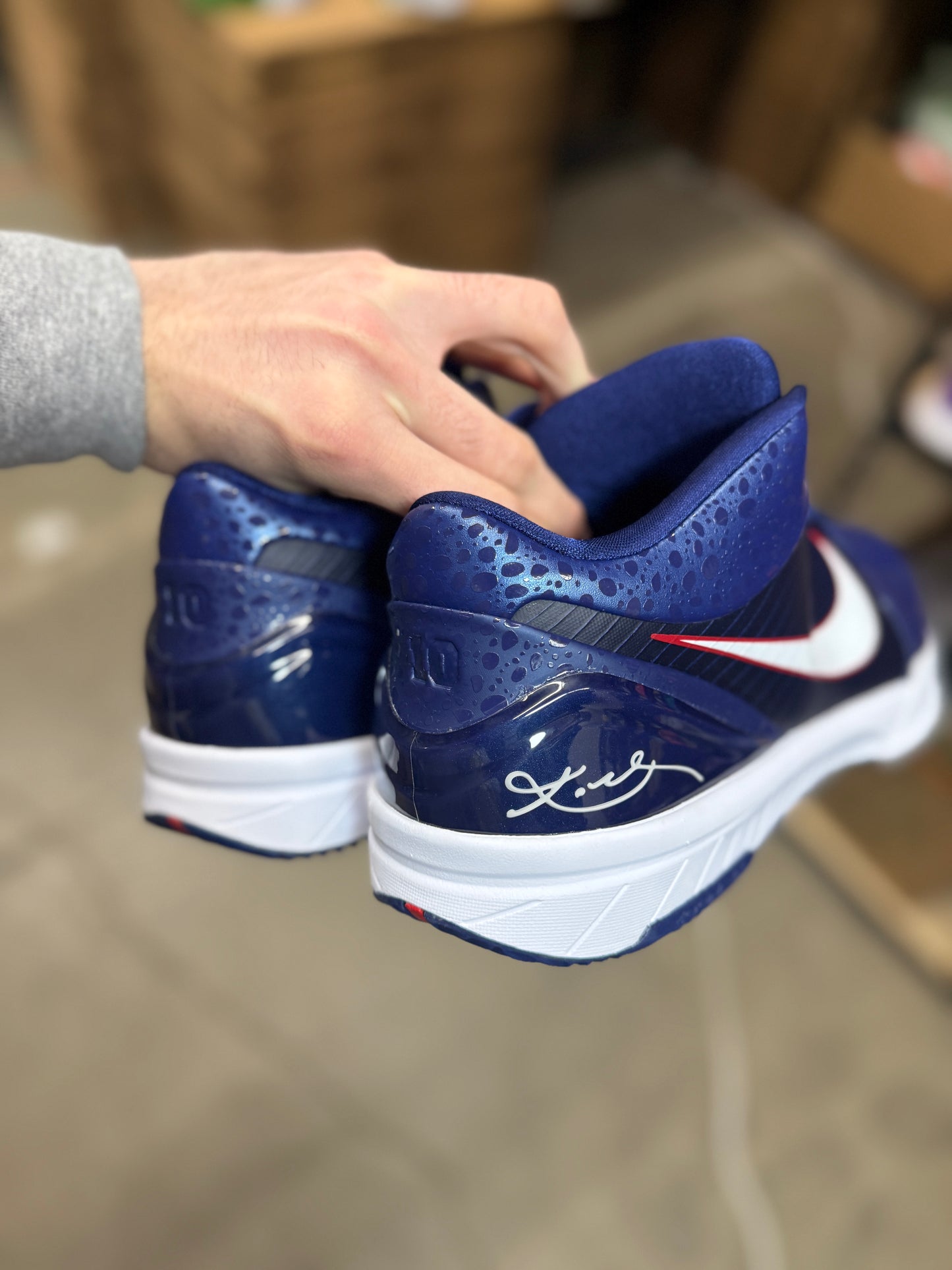 Kobe 4 USA PE (16)