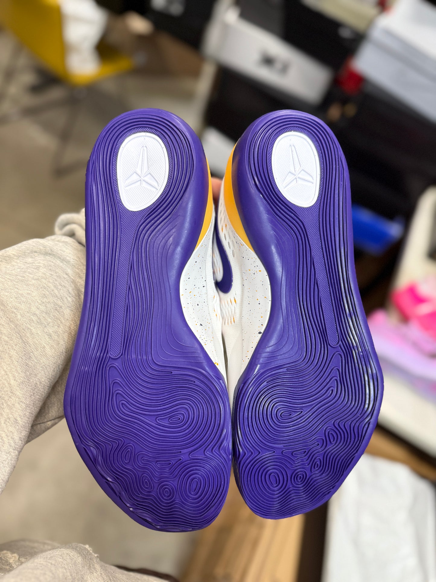 Kobe 9 LSU PE (12.5,13.5)