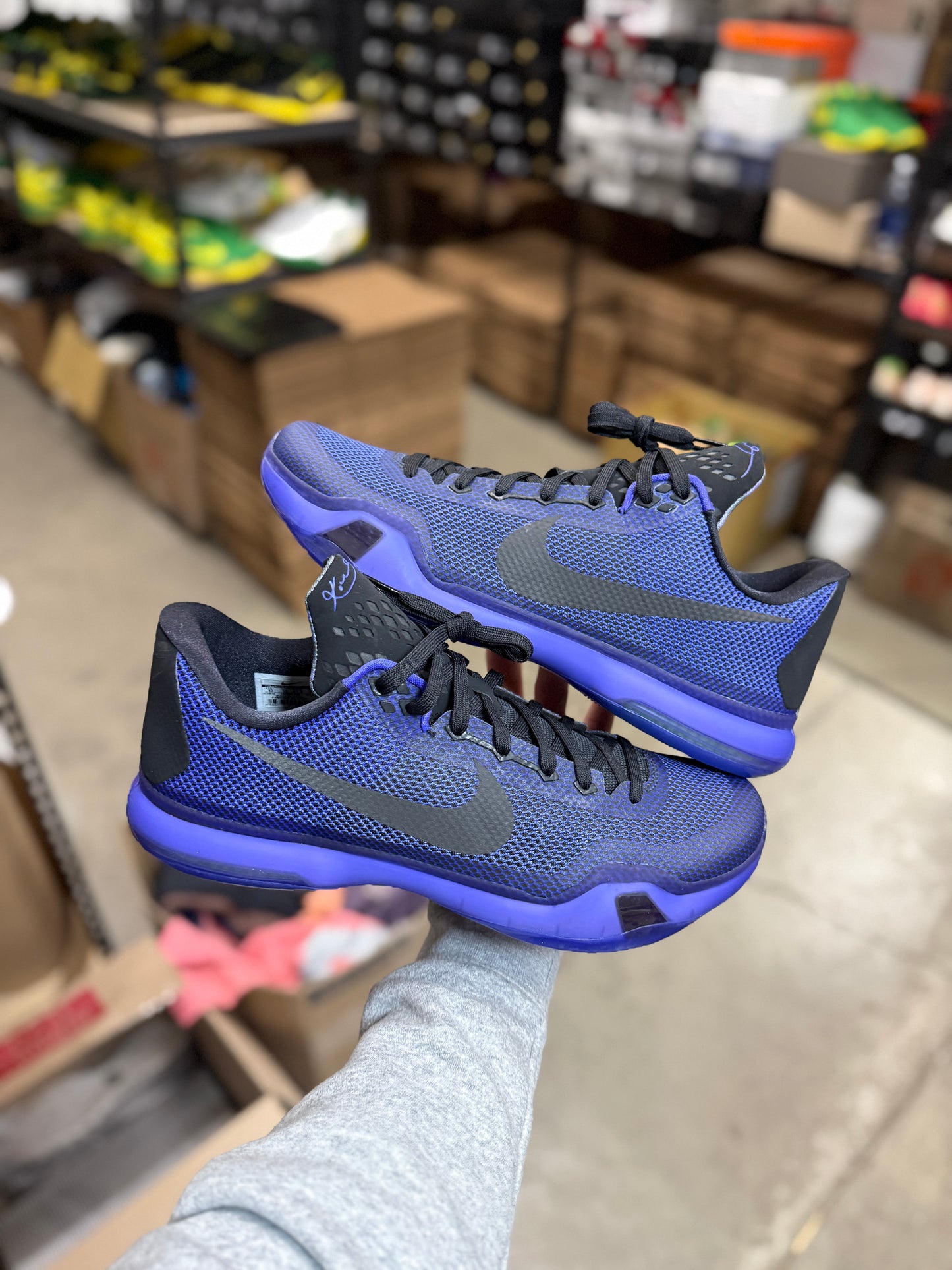 Kobe 10 Blackout (9,13)