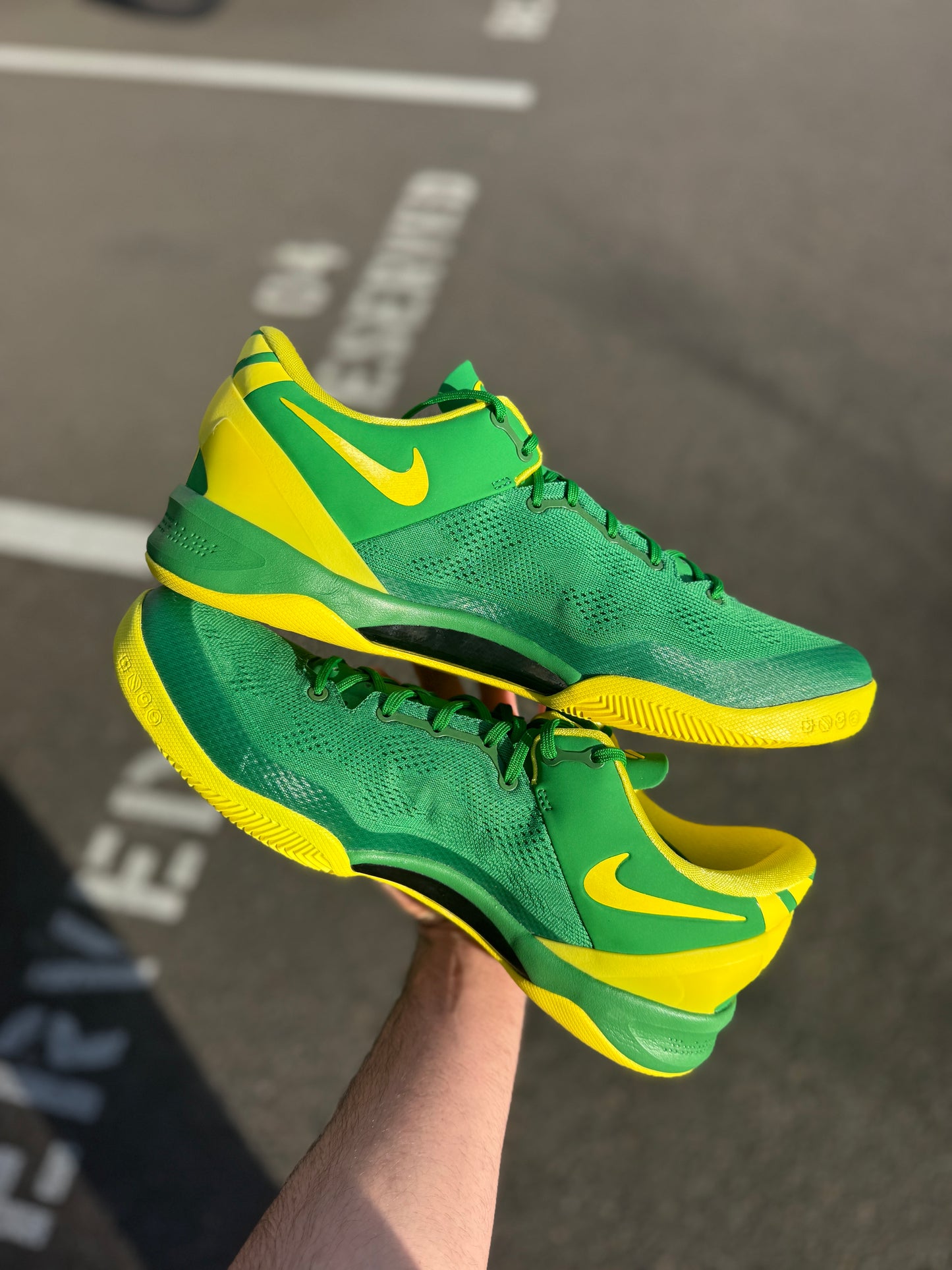 Kobe 8 Oregon PE (size 14)
