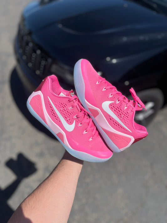 Kay yow 9 (size 8)