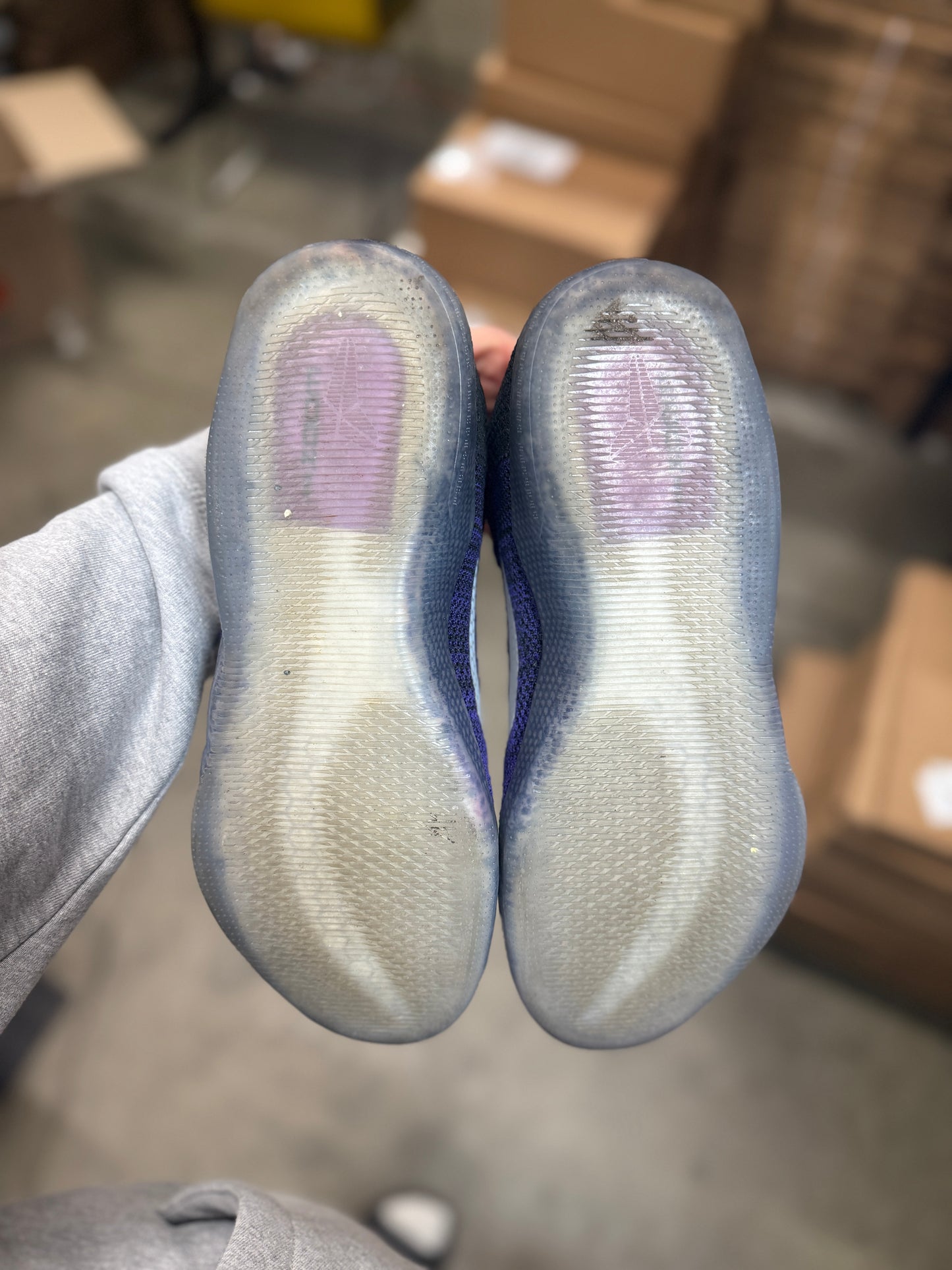 Kobe 11 Hyper Grape (9)