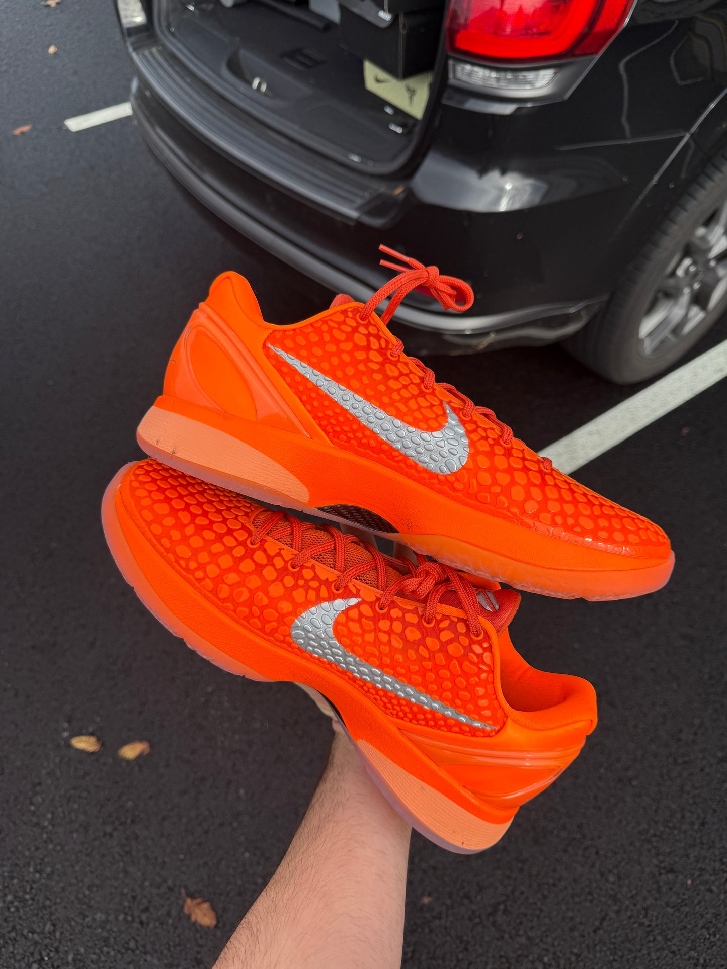 Total Orange 6s (size 13)