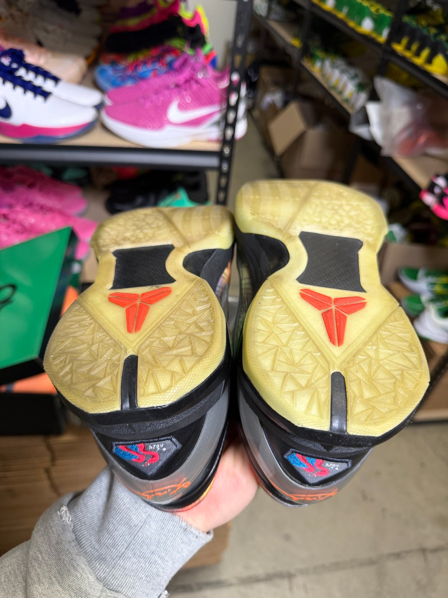 Kobe 7 Galaxy (13)