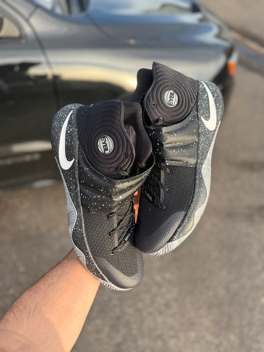 Kyrie 2 Eybl (size 14)