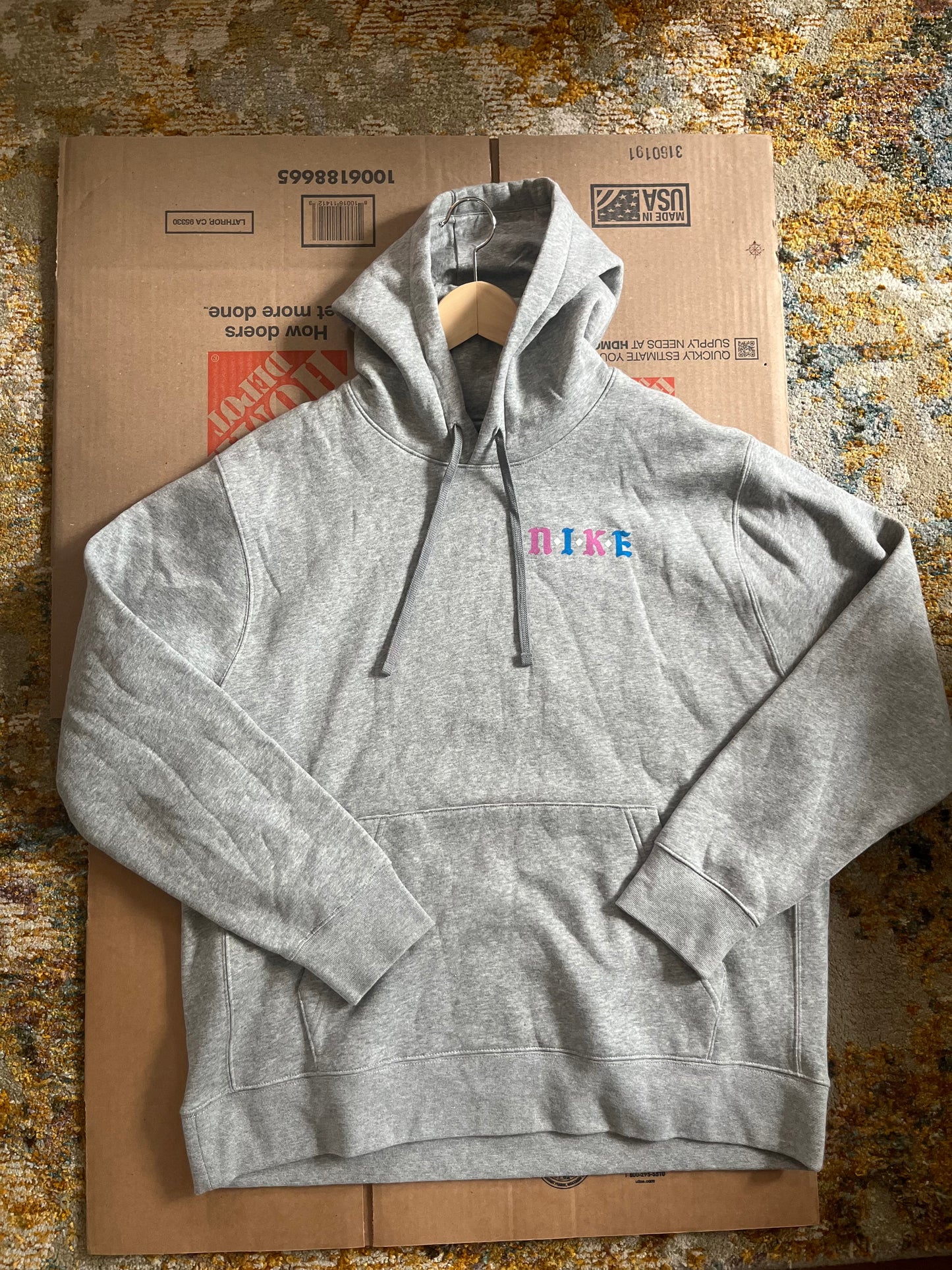 EYBL hoodie (XL)