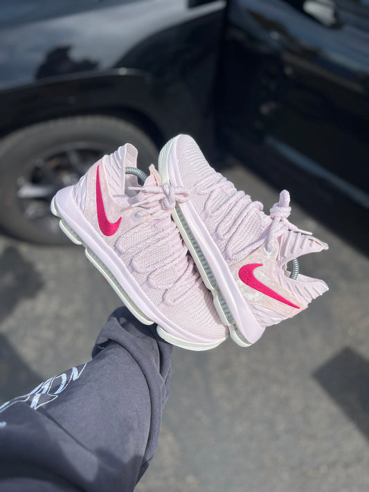 Aunt Pearl Kd Sample (size 8.5)