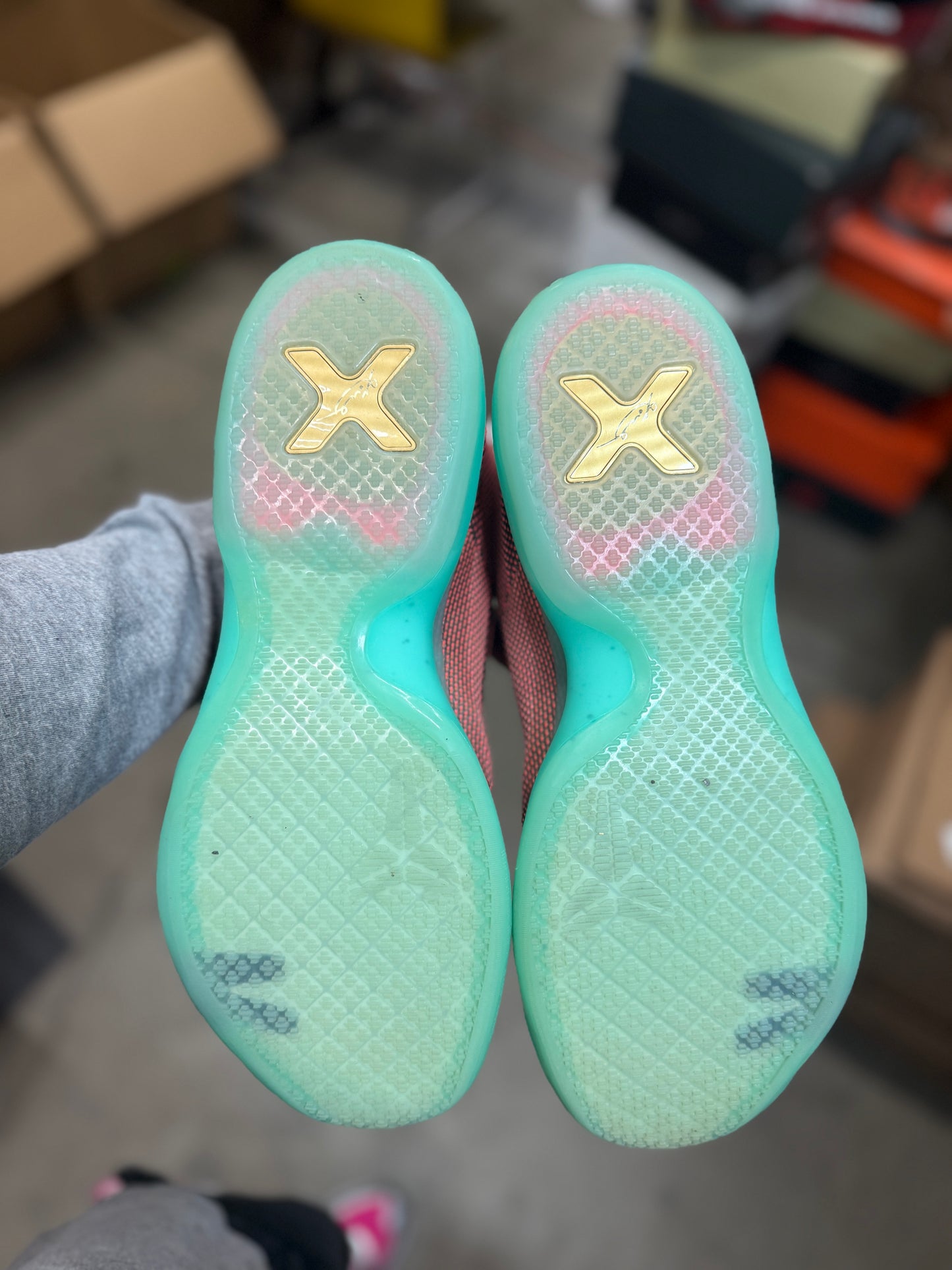 Kobe 10 Easter (11.5)