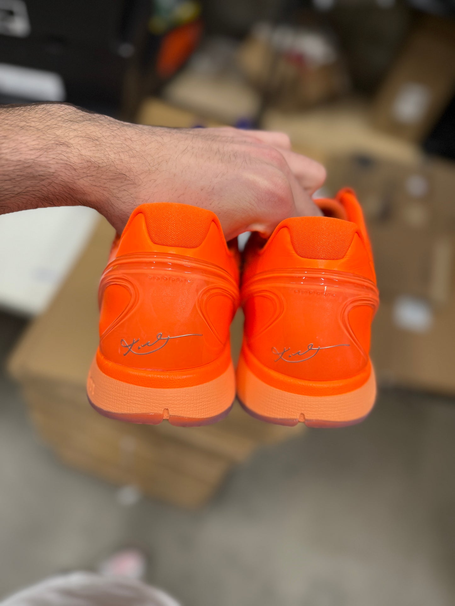 Kobe 6 Total Orange (size 16)
