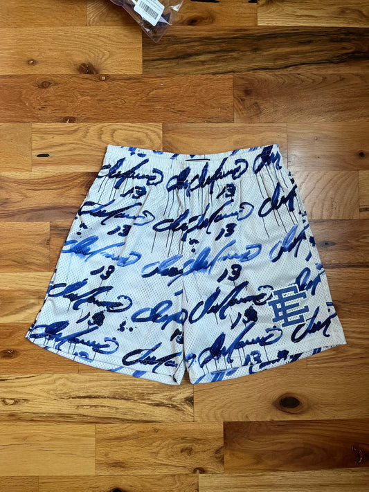 EE shorts (size L)