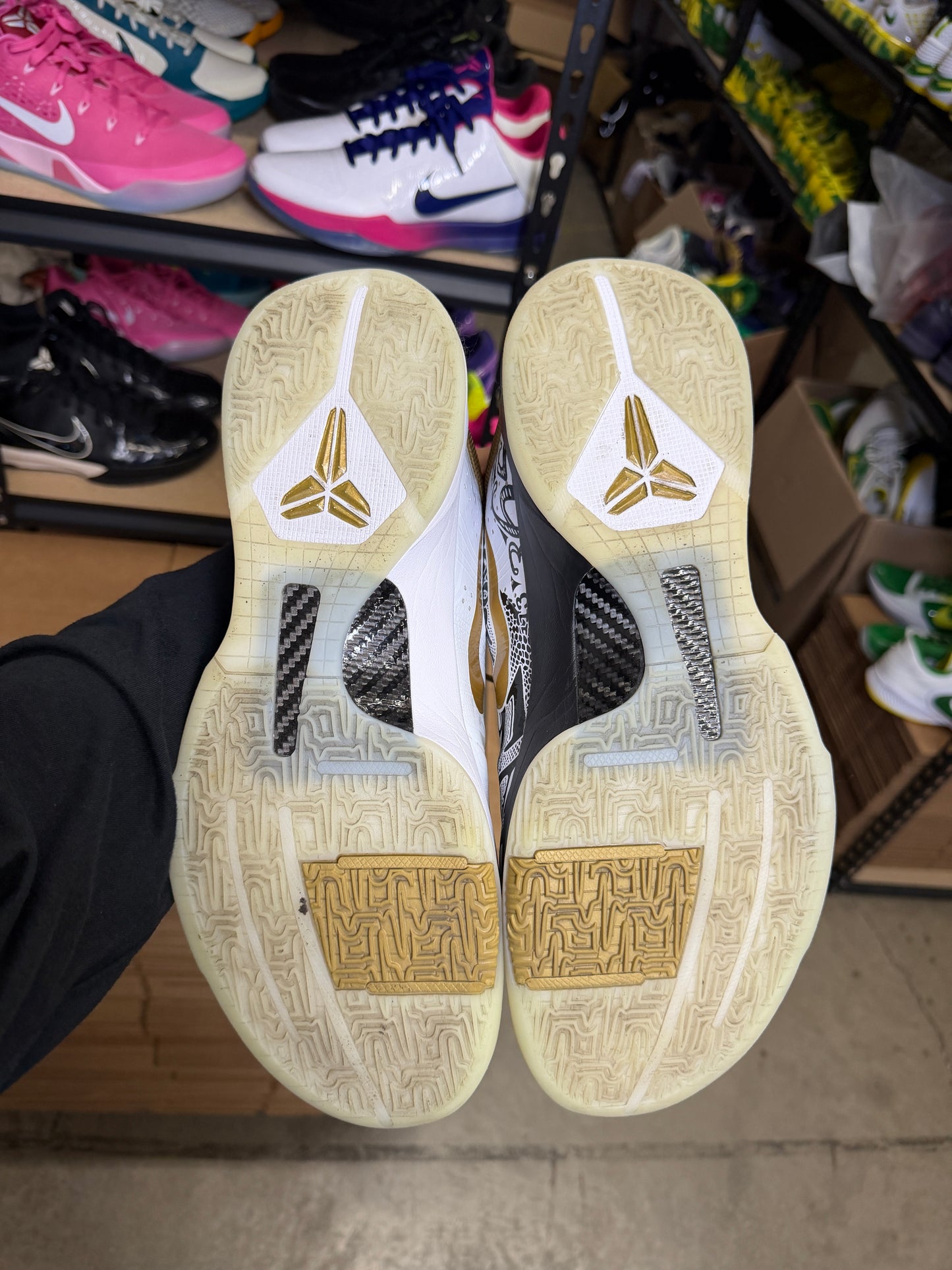 Kobe 5 Big Stage (14)