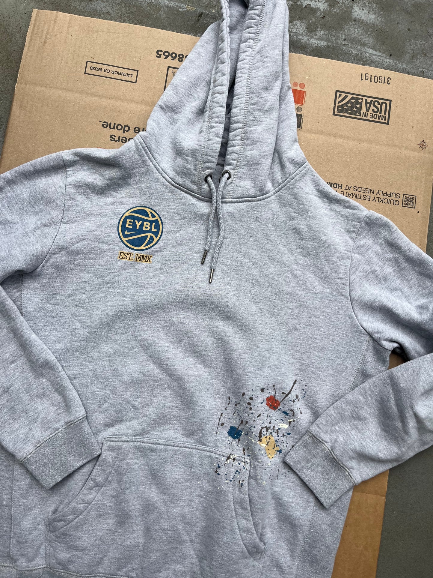 EYBL hoodie (XL)