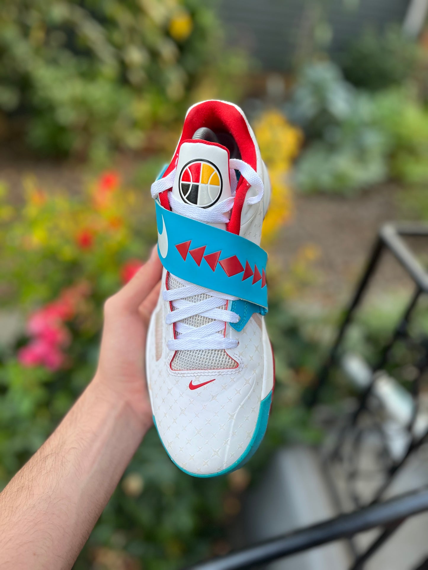 Kd4 N7 (size 9.5)