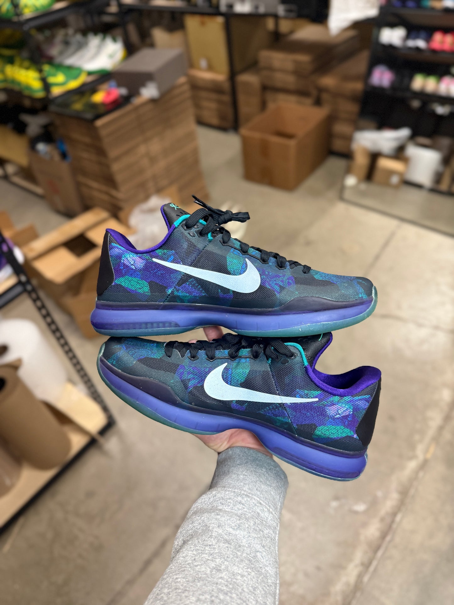 Kobe 10 (10.5)