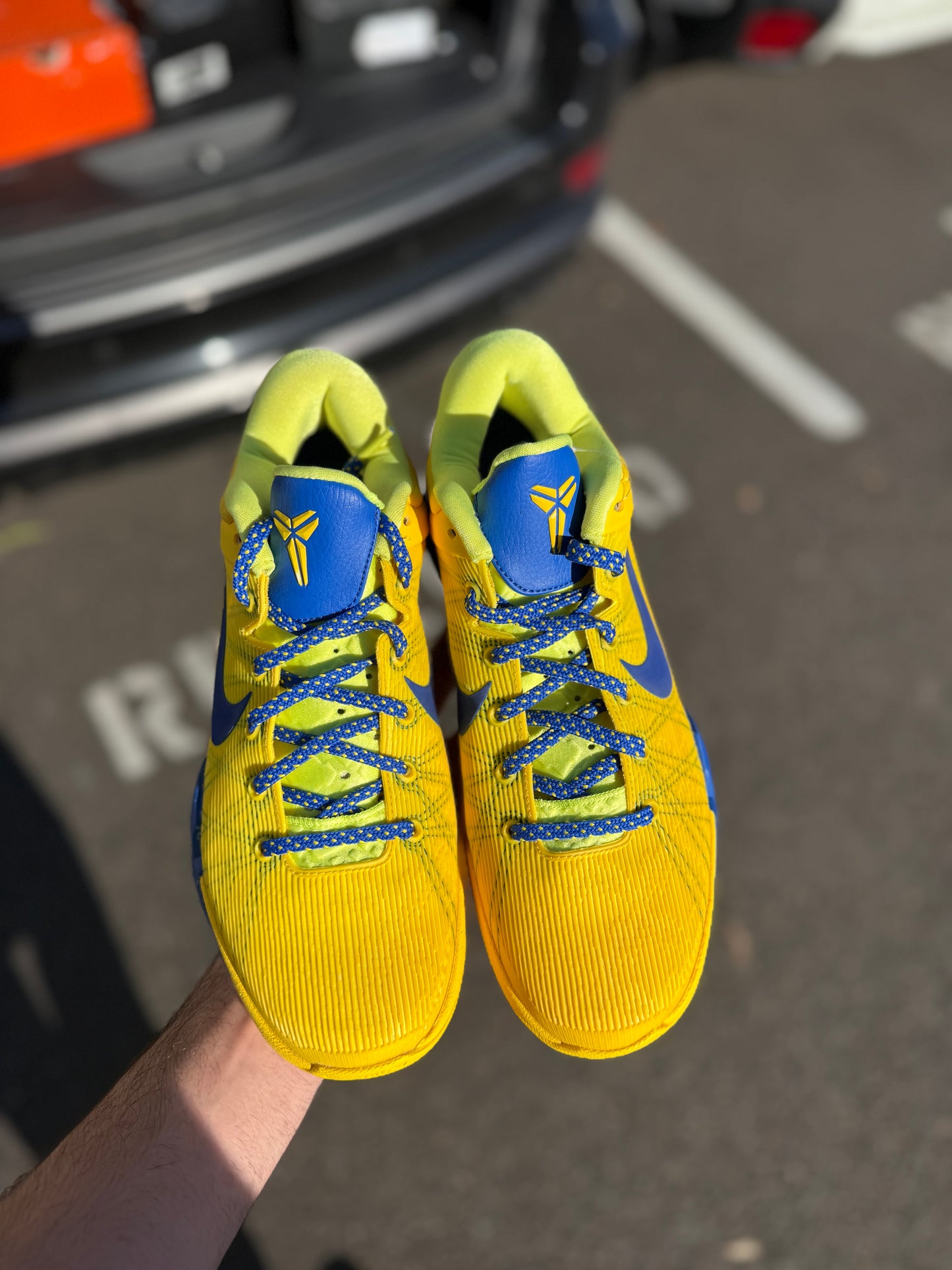 Kobe 7 Barcelona (size 9.5)