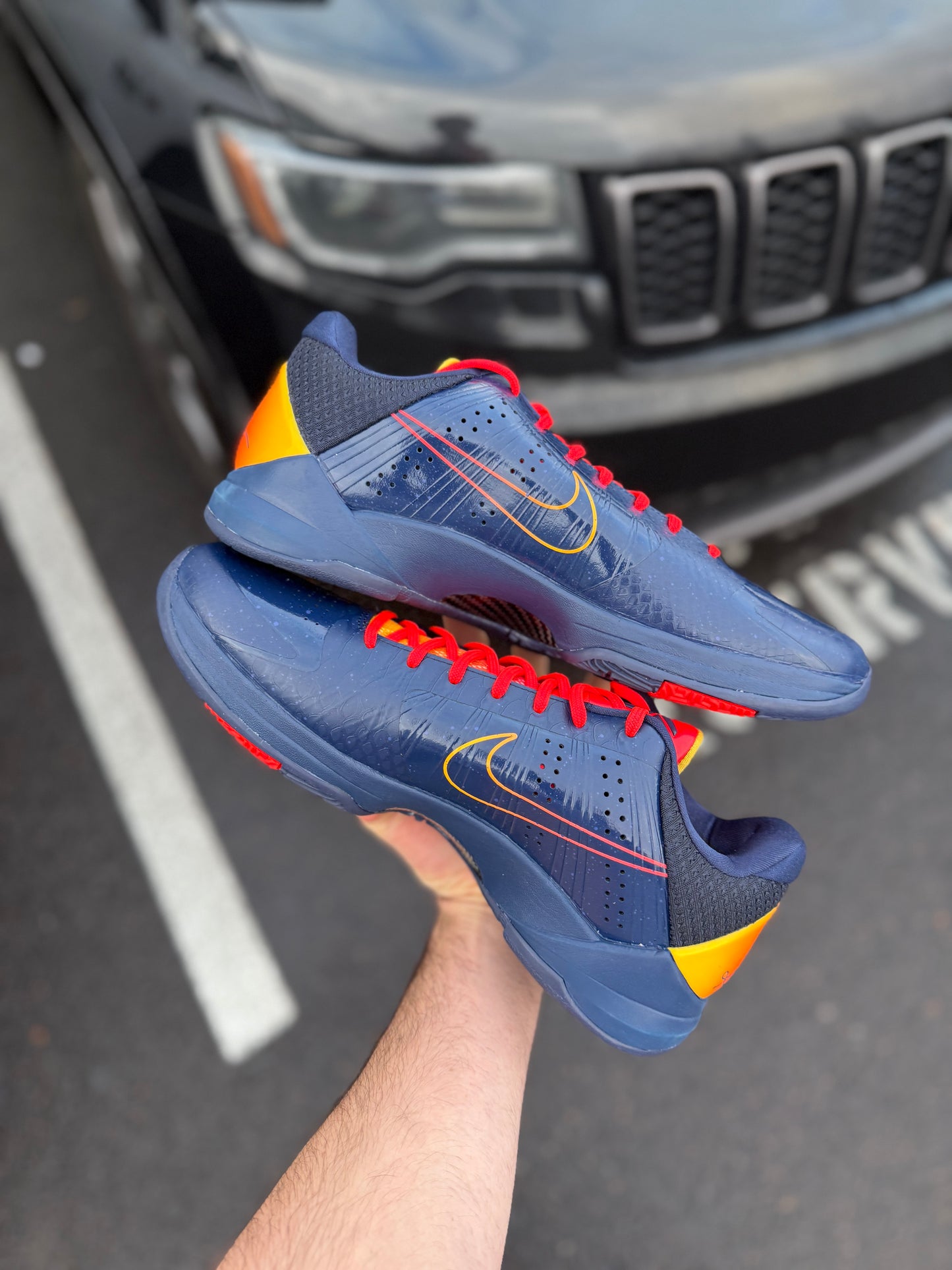 Kobe 5 Caitlin Clark (size 13)