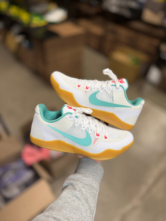 Kobe 11 Summer (9)