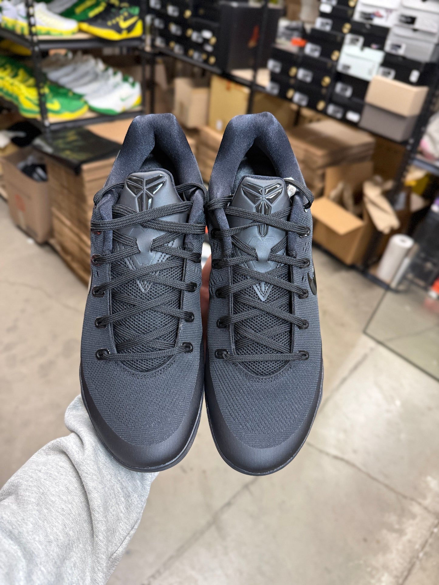 Kobe 9 Blackout TB (12.5)