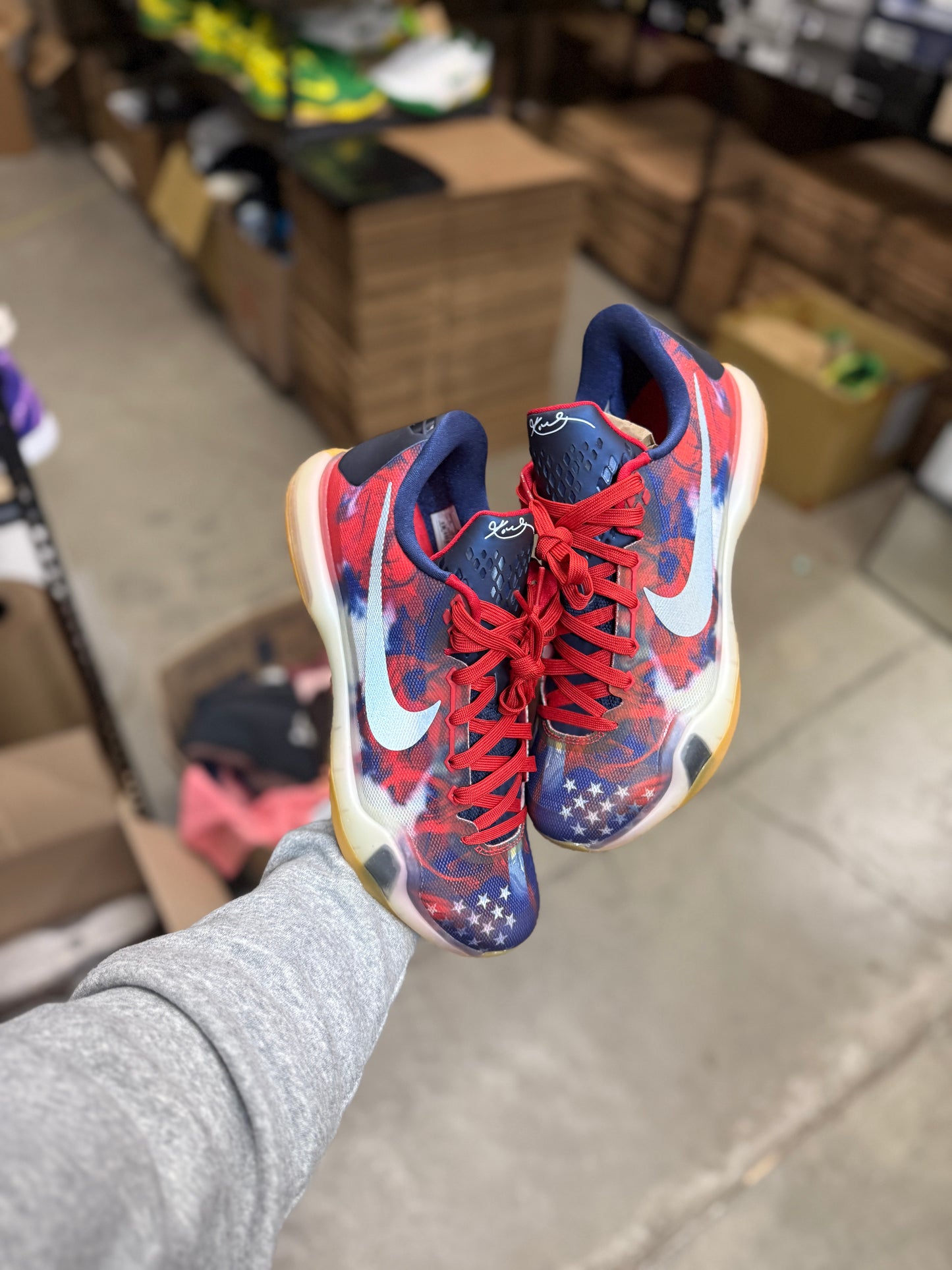 Kobe 10 Independence Day (10)