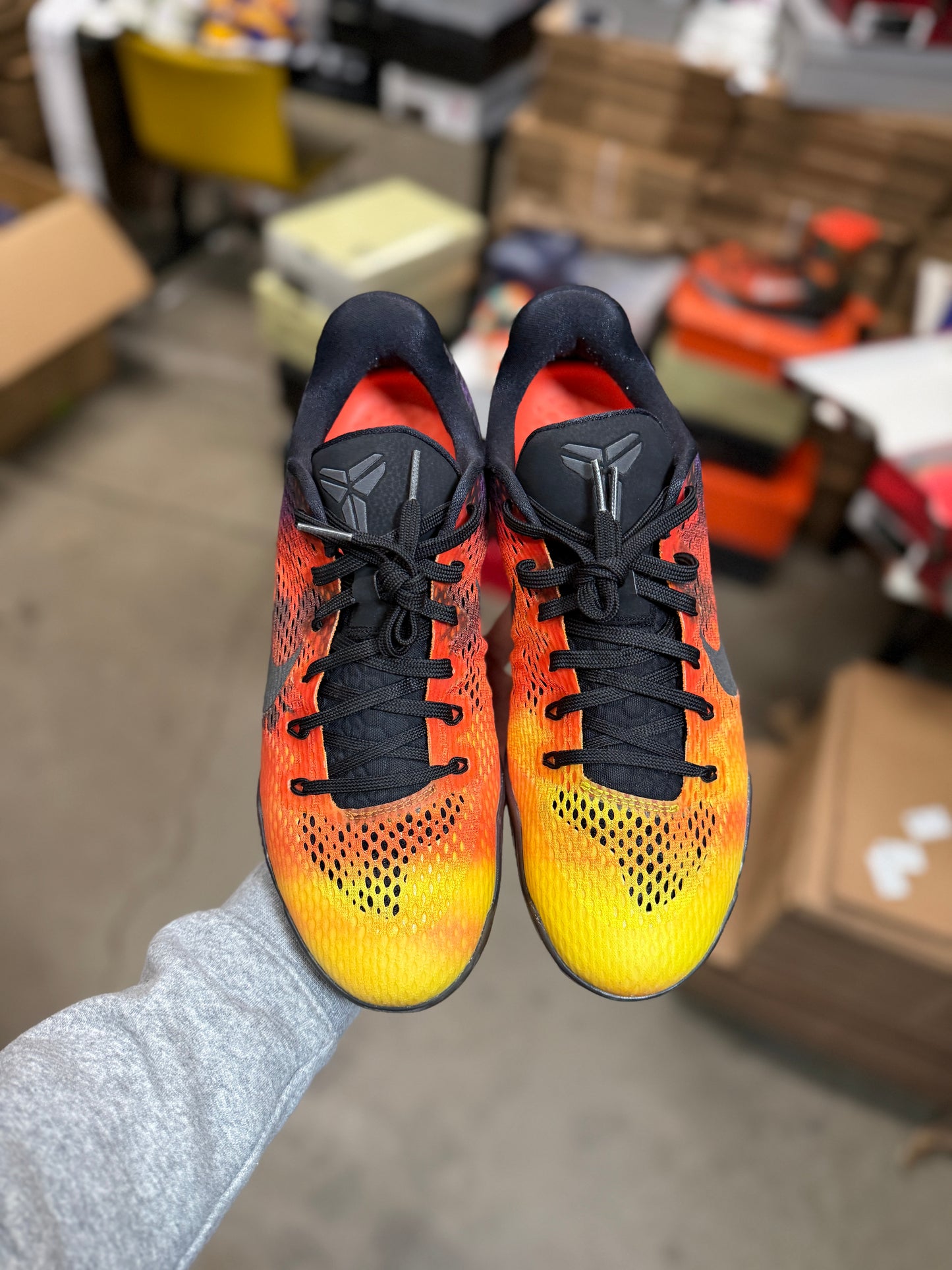 Kobe 11 Sunset (11.5)