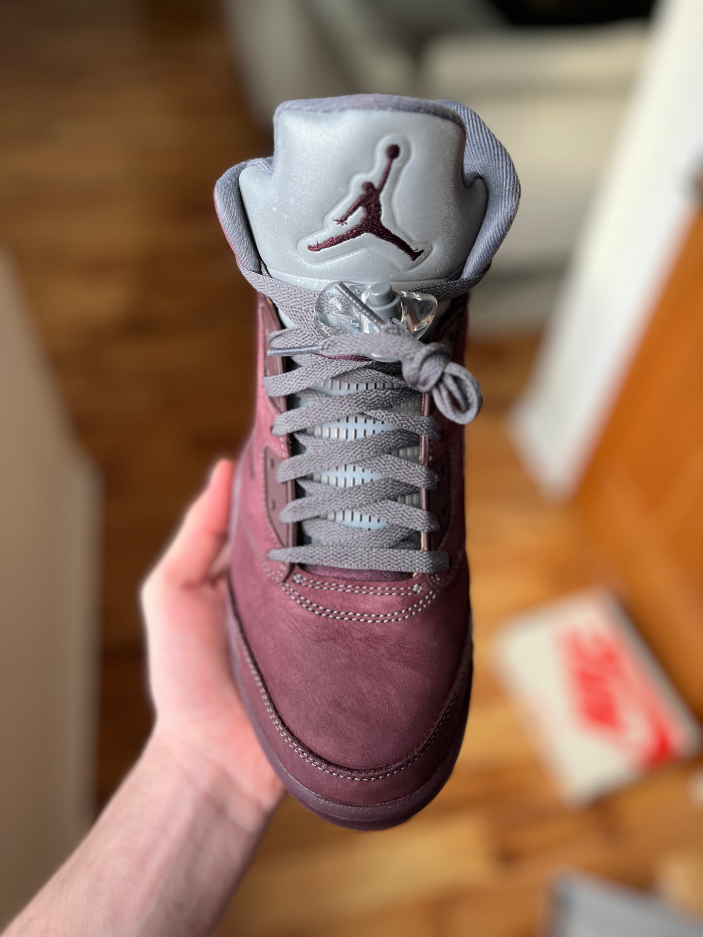 AJ5 ‘Burgundy’ (size 10.5)