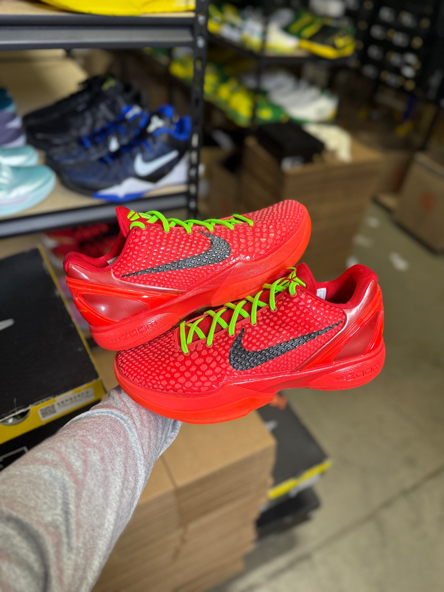 Kobe 6 Reverse Grinch (10)