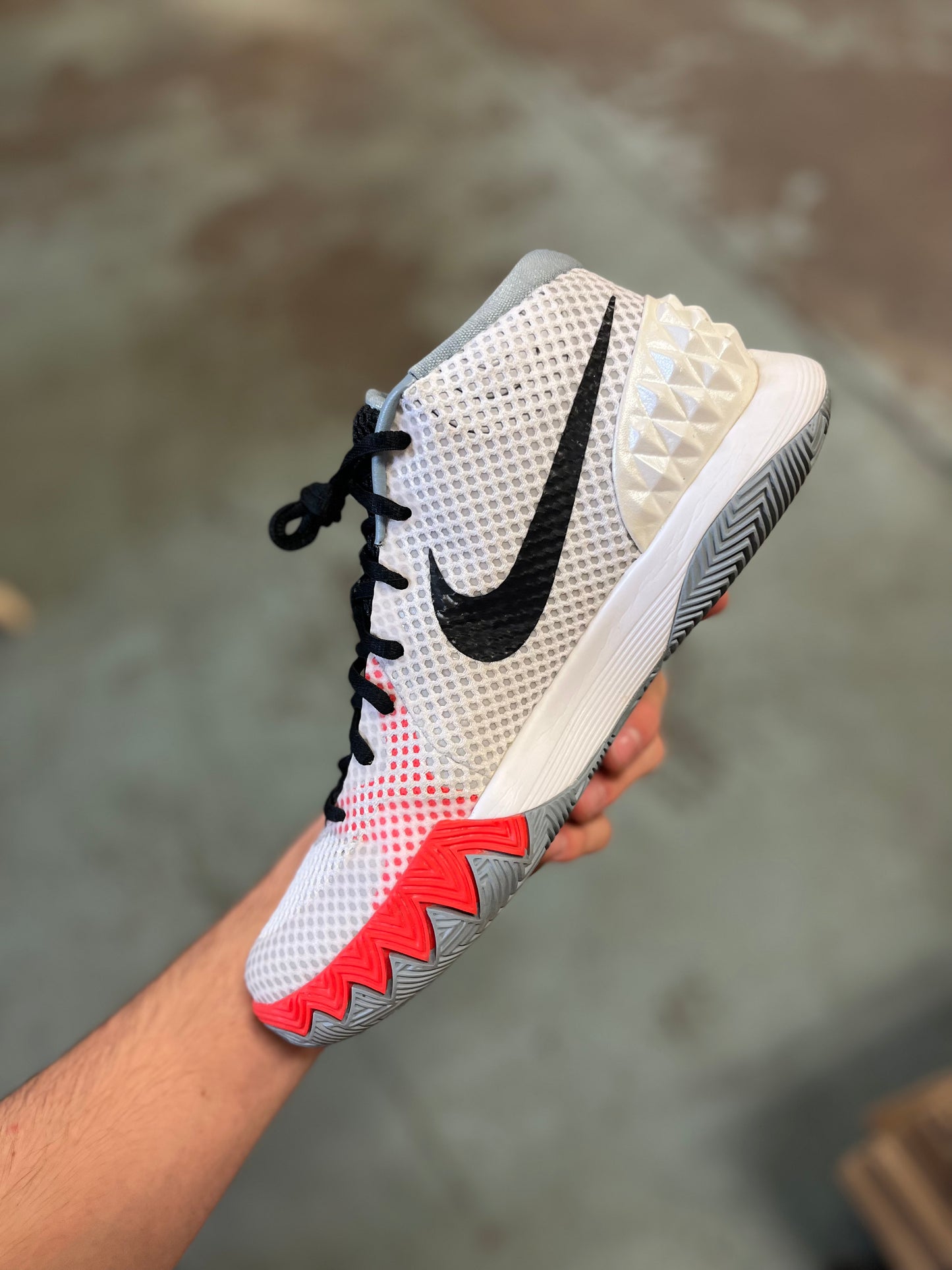 Kyrie 1 ‘Infared’ (size 9.5)