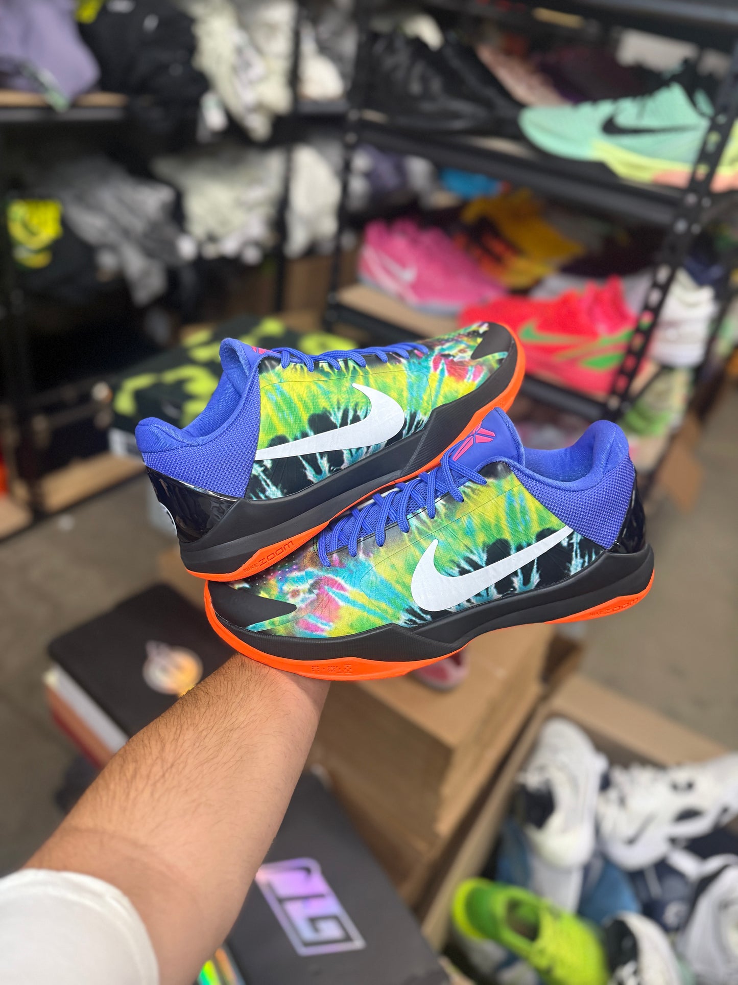 Kobe 5 Eybl Tie Dye (13)