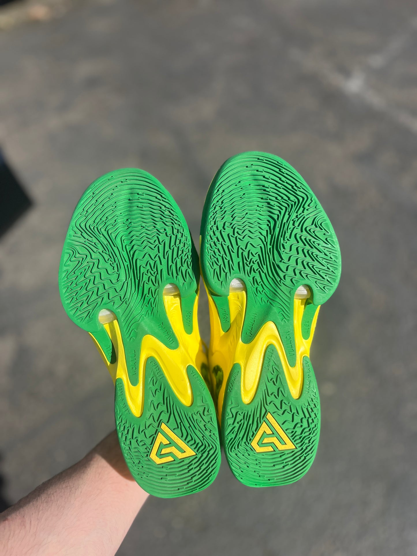 Freak Oregon PE (size 9)