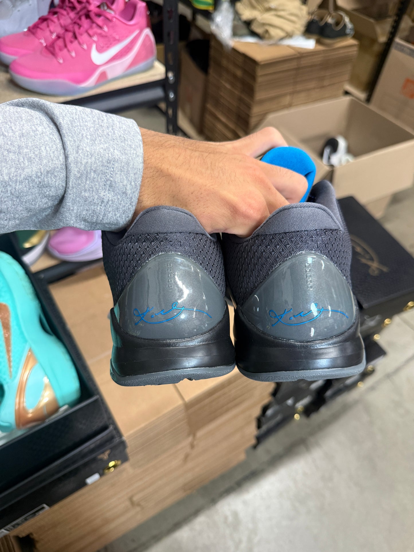 Kobe 5 Dark Knight (13)