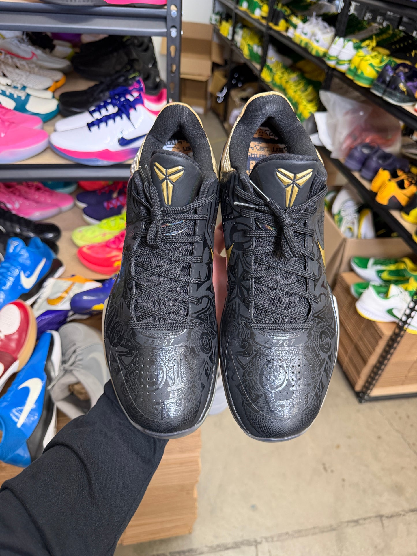 Kobe 5 Big Stage Away (13)