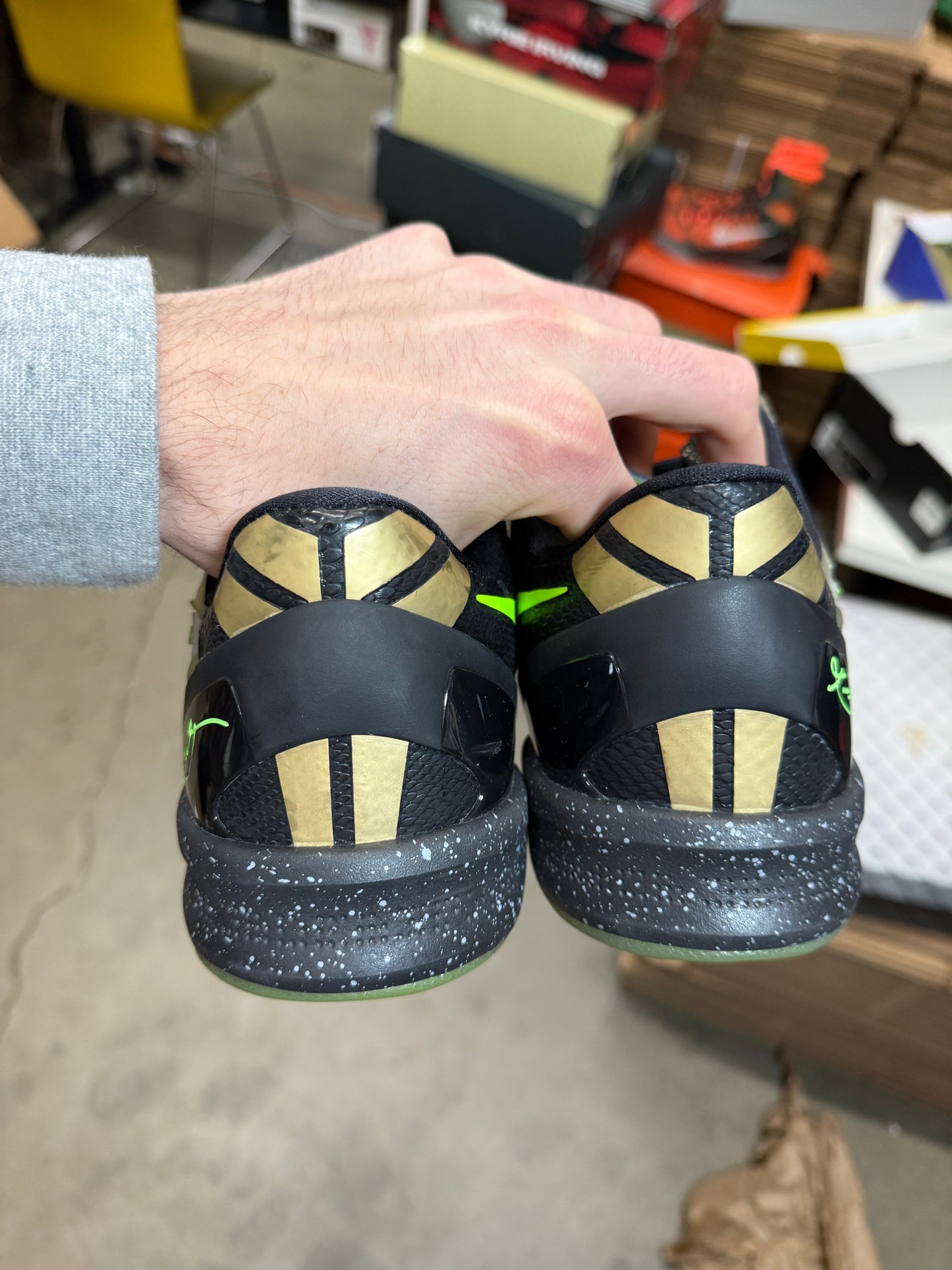 Kobe 8 Christmas (12)