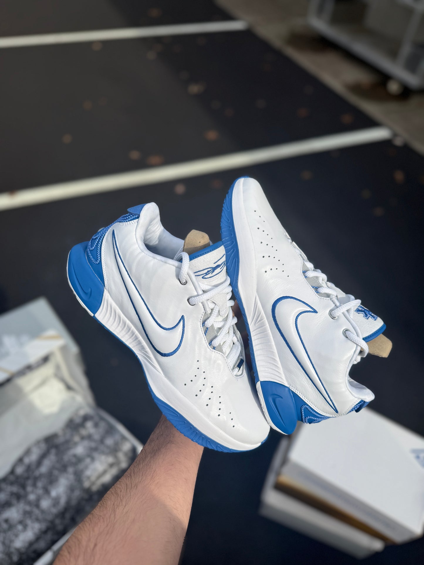 Bron Kentucky PE (size 11)