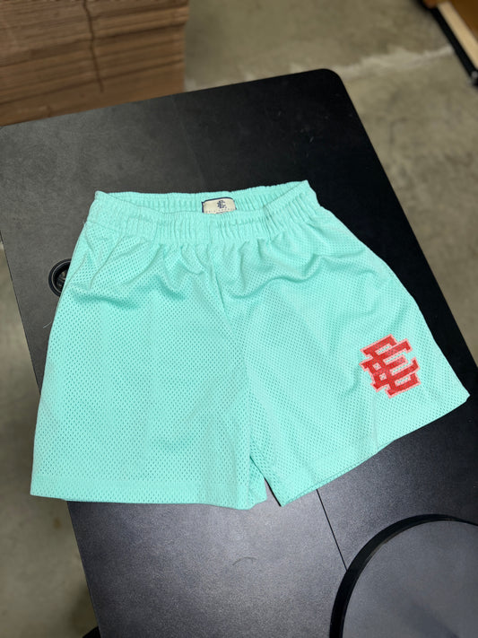 EE shorts (L)