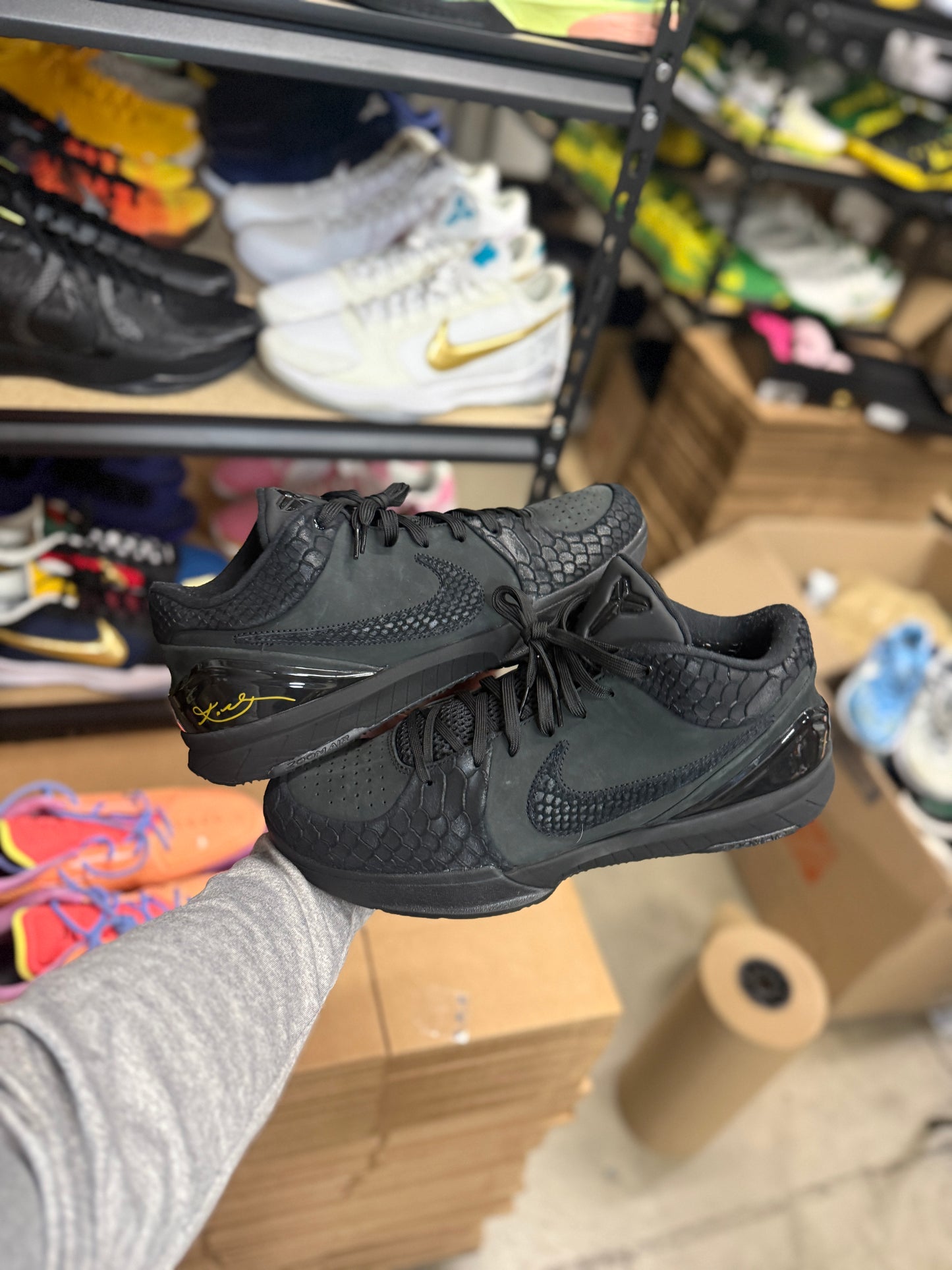 Kobe 4 Gift of Mamba (13)