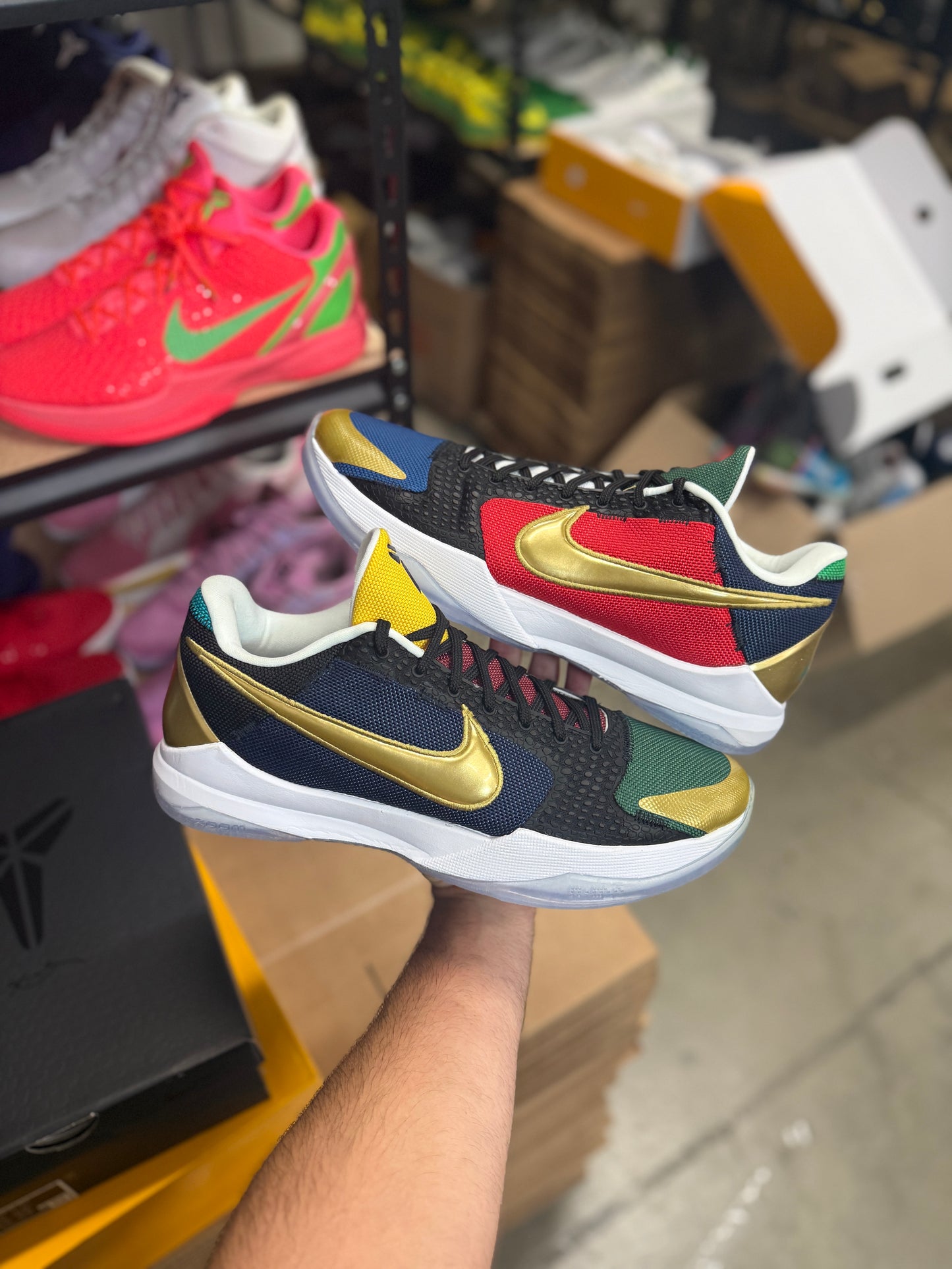 Kobe 5 Undefeated (13)