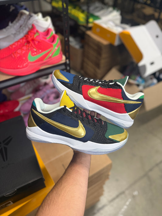 Kobe 5 Undefeated (13)