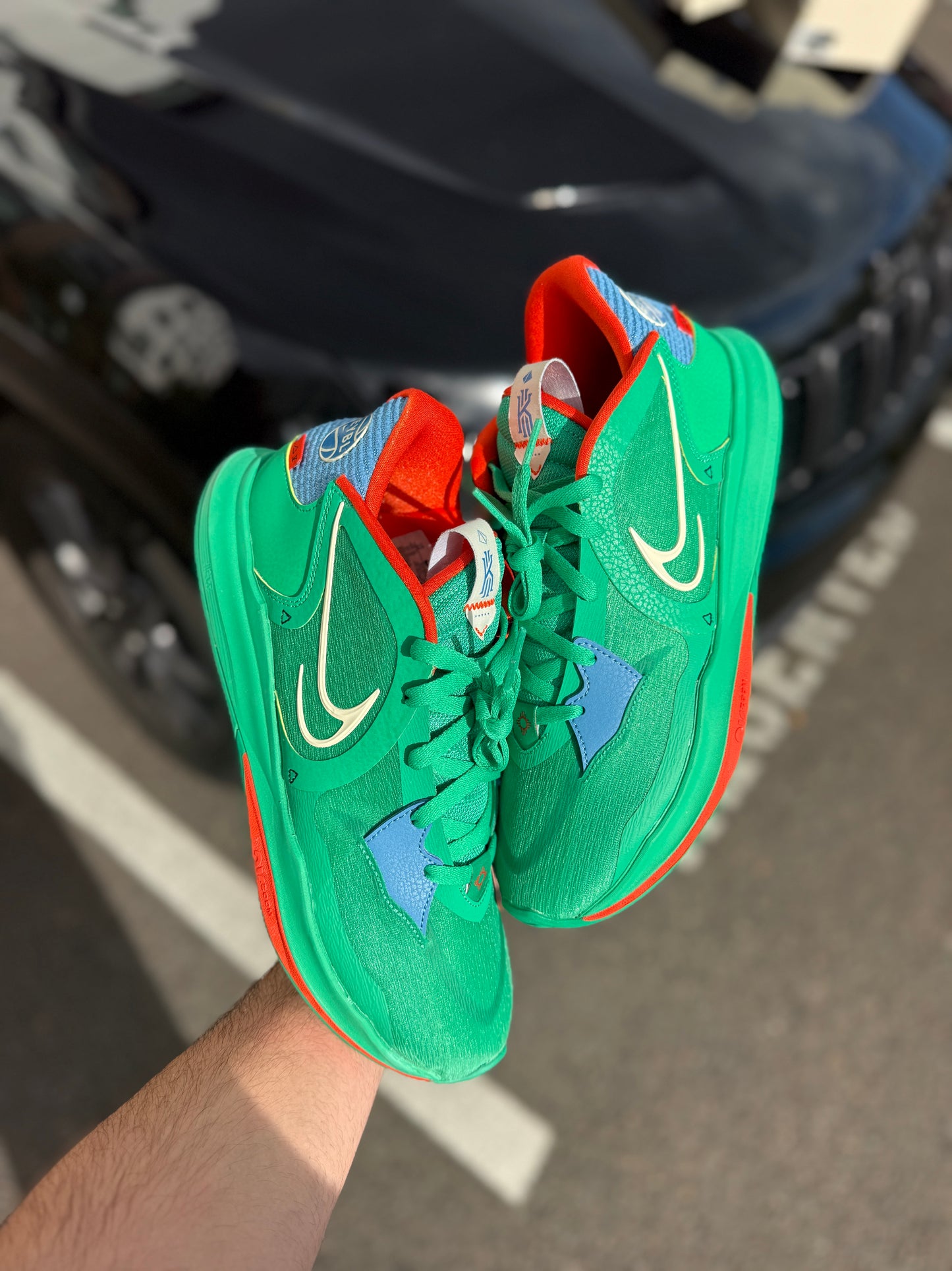 Kyrie 5 Eybl (size 12)