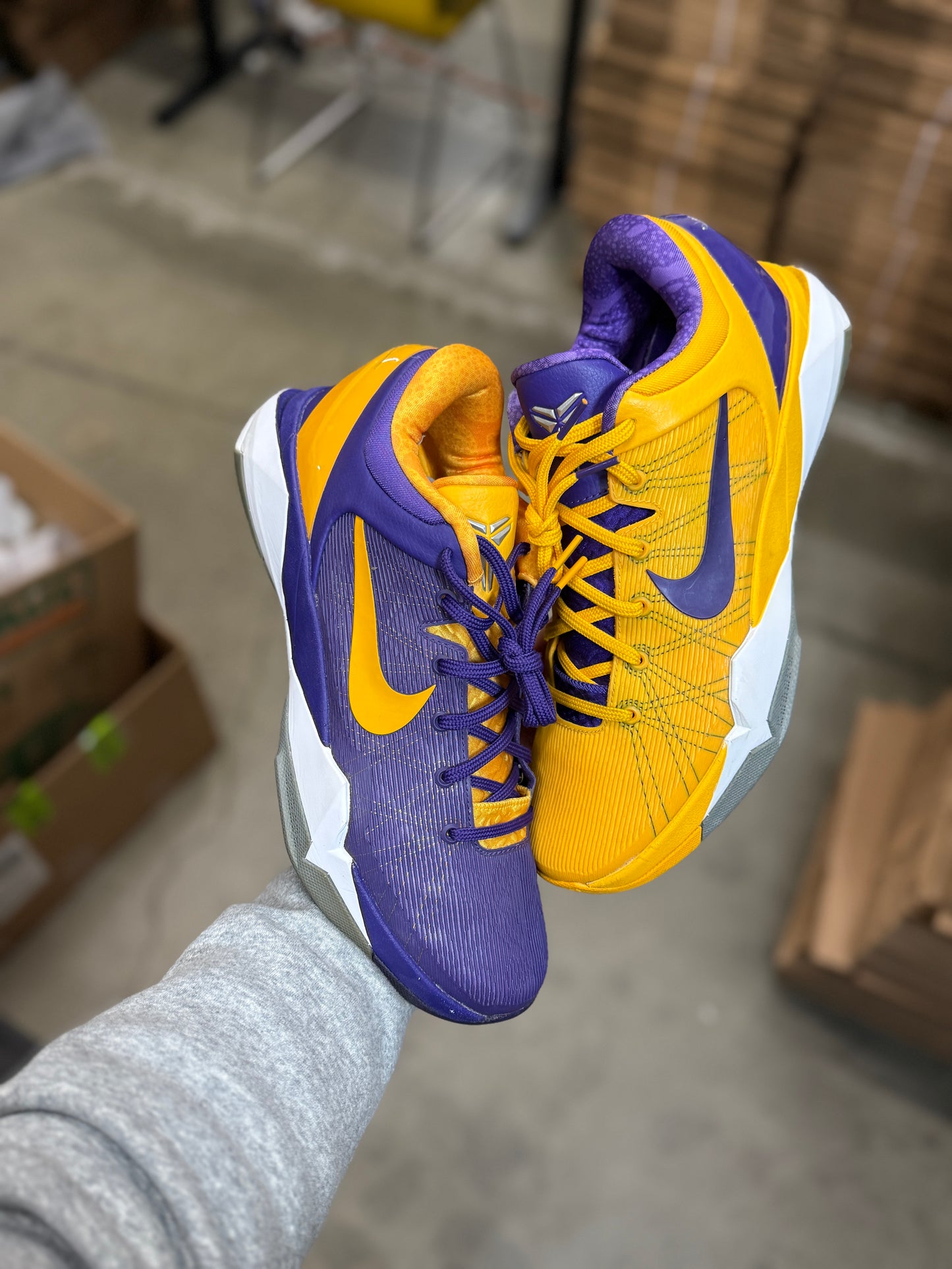 Kobe 7 Yin Yang (12)