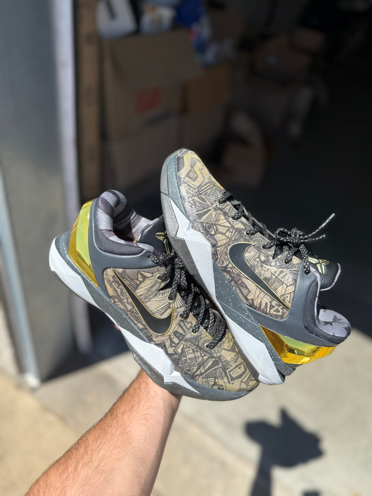 Preludes 7s (size 9.5)
