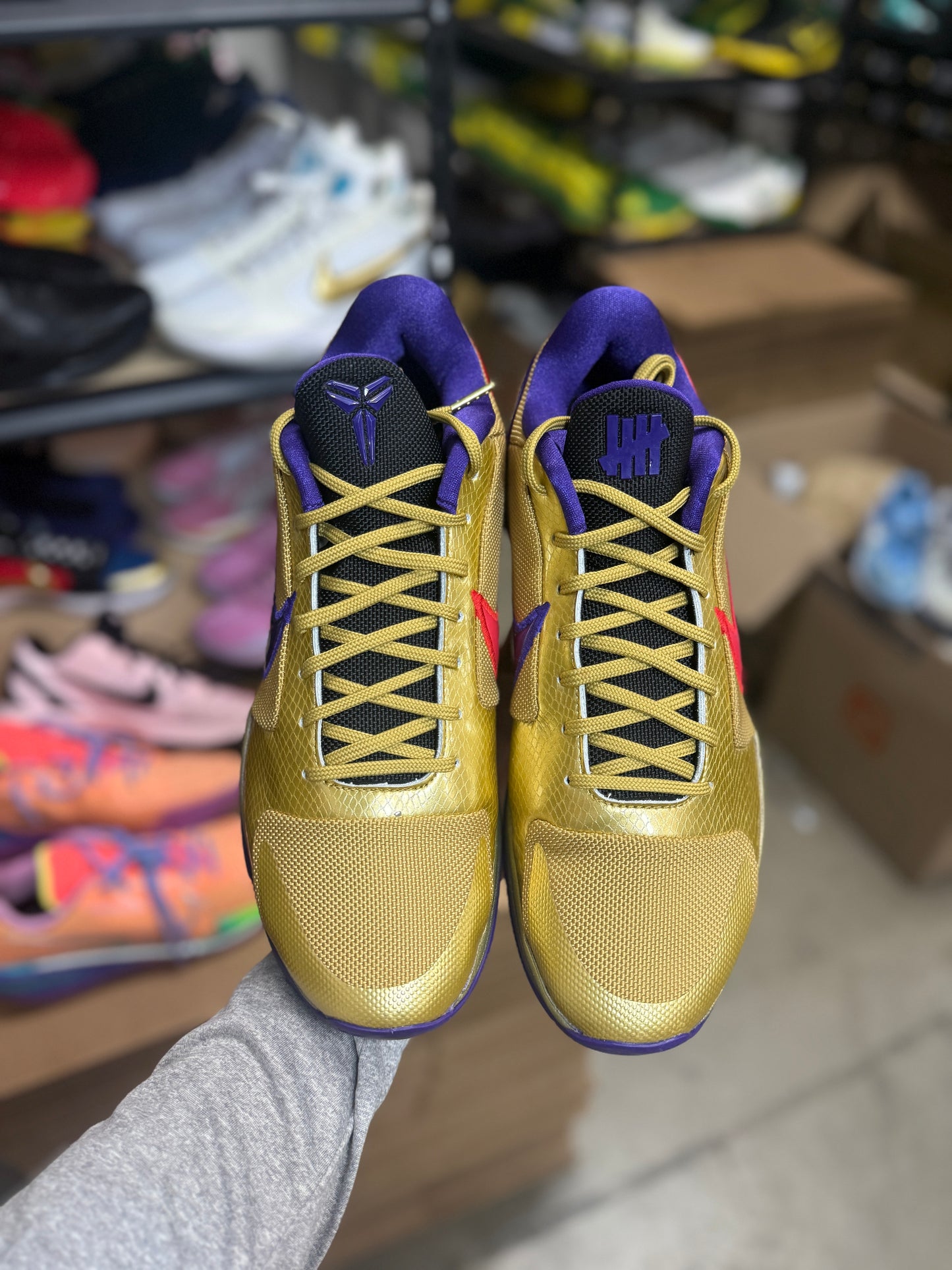 Kobe 5 Undefeated (13)