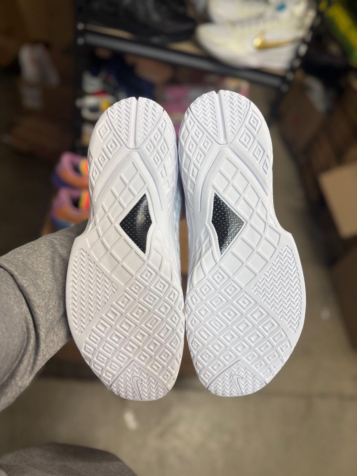 Kobe 3 Halo (13)